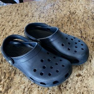 Worn 2-3 times if that navy crocs